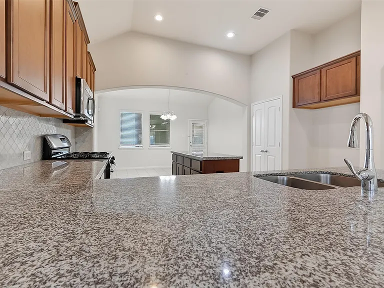 7631 Granite Terrace Ln — Photo 23