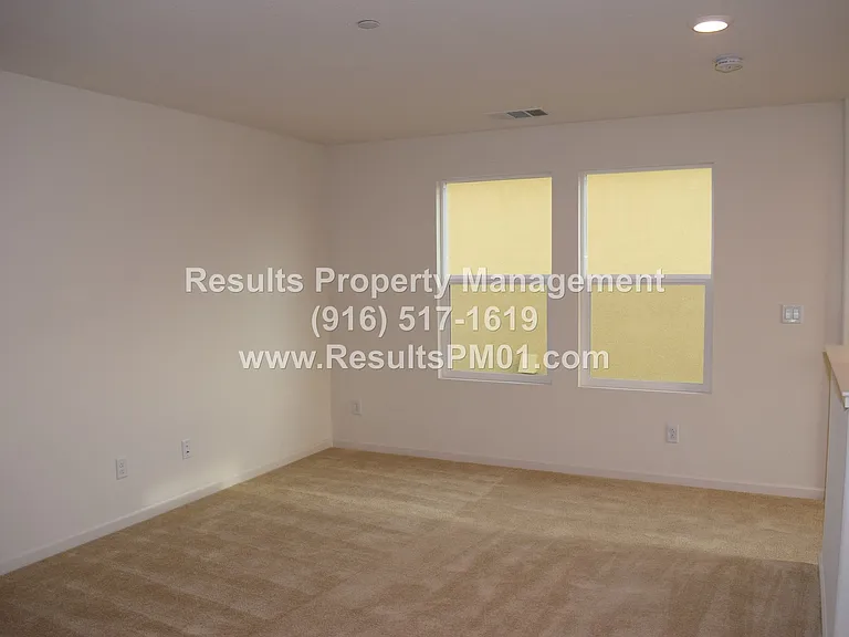 4329 Gentry Way — Photo 28