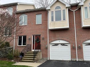 10 Saint Thomas St #2, Providence, RI 02911