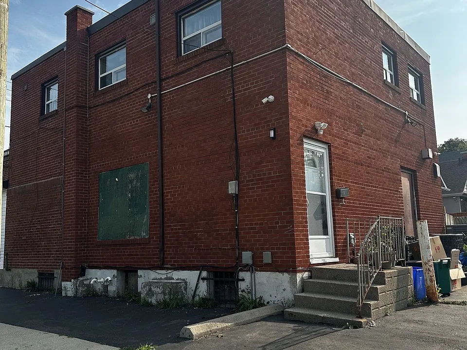 350 Eulalie Ave