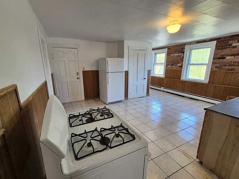155R Washington St #3 — Photo 15