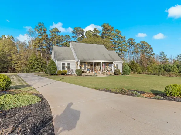 139 Lakewinds Dr, Gaffney, SC 29341