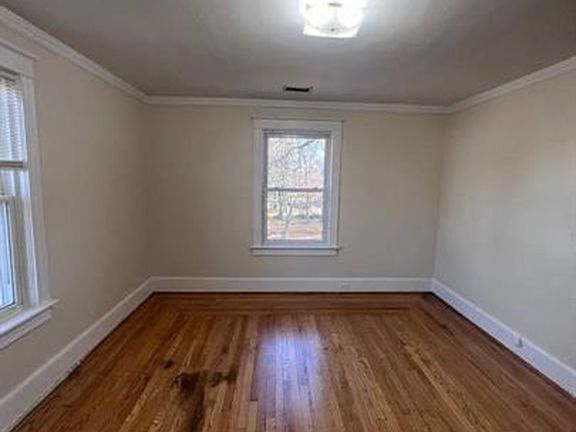 4th image of 9 Howard St Floor 2