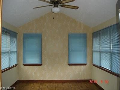 5th image of 310 Bruce Dr