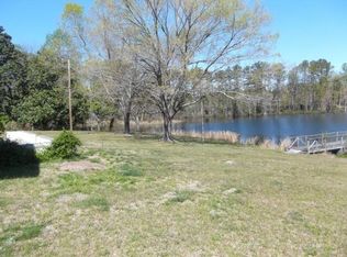 696 Hobson Rd, Raeford, NC 28376