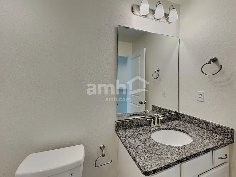 10323 Marsh Edge Ct — Photo 14