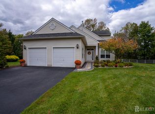 107 Fontaine Ct, Monroe Township, NJ 08831