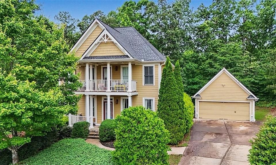 1st image of 121 Stafford Ln