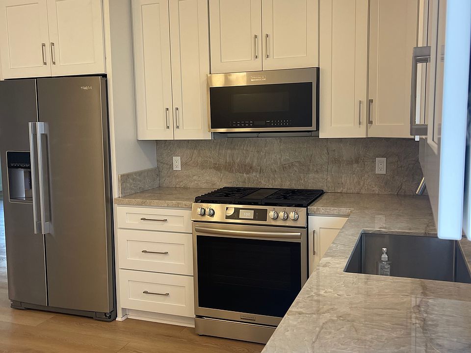 1st image of 109 Avenida Del Poniente APT A