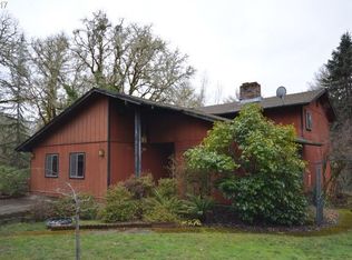 361 Champagne Ct, Roseburg, OR 97471