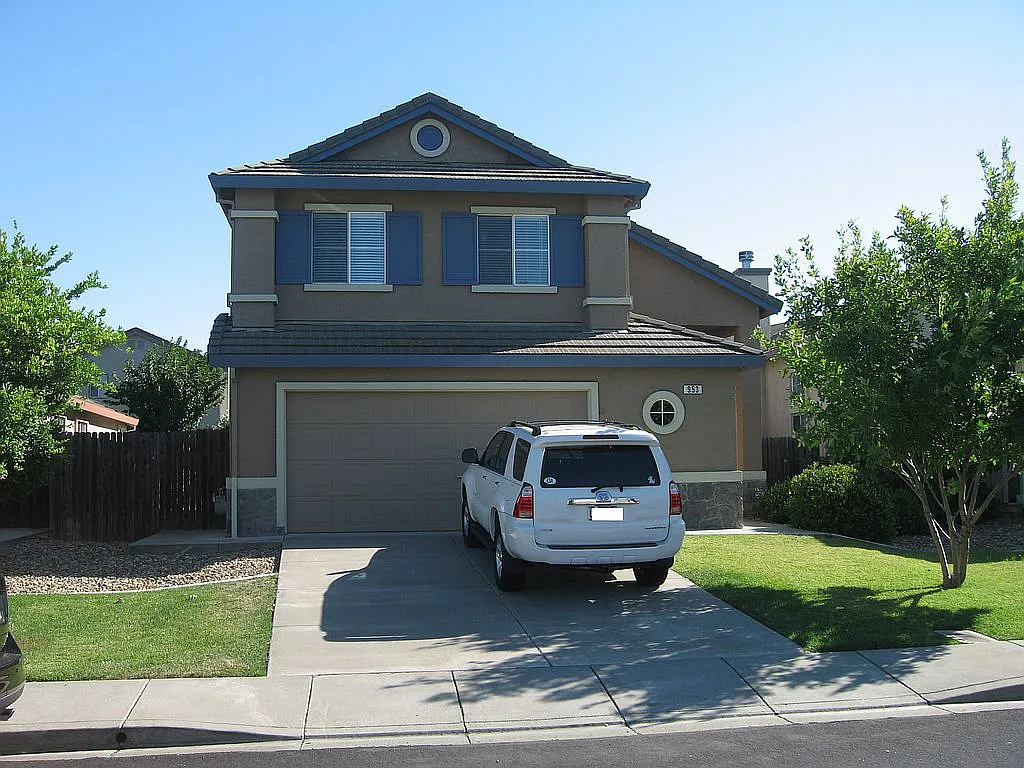 953 Celestine Cir photo 1