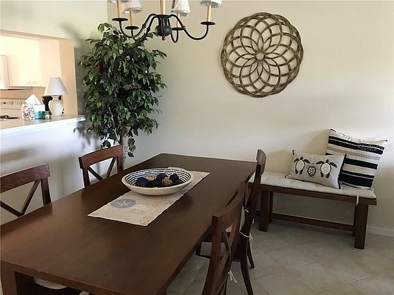4th image of 9610 Club South Cir Unit 4310