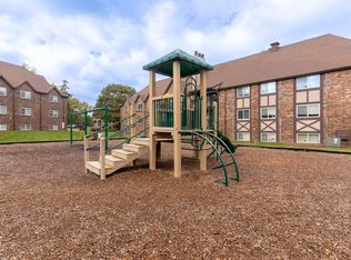 Candlewyck Apartments, Kalamazoo, MI 49001