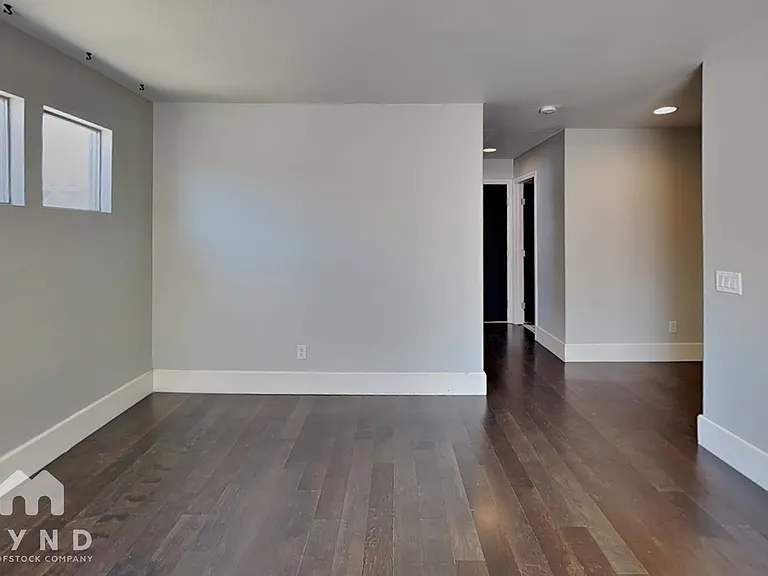 5233 Kendall Ridge Ct — Photo 5