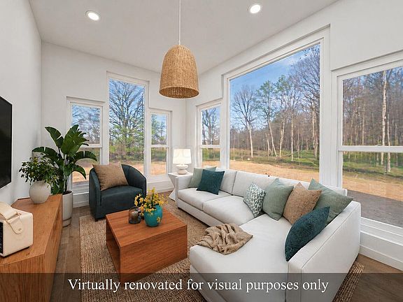 5th image of 6891 Woodedge Ln