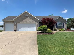 405 Marty Graten Ct, Hamel, IL 62046