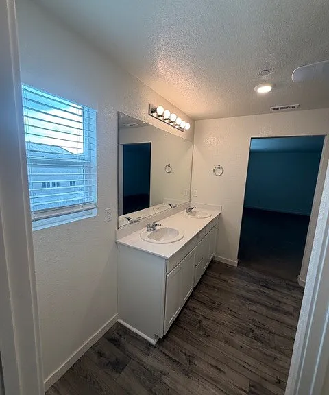 6831 Oakum Way — Photo 32