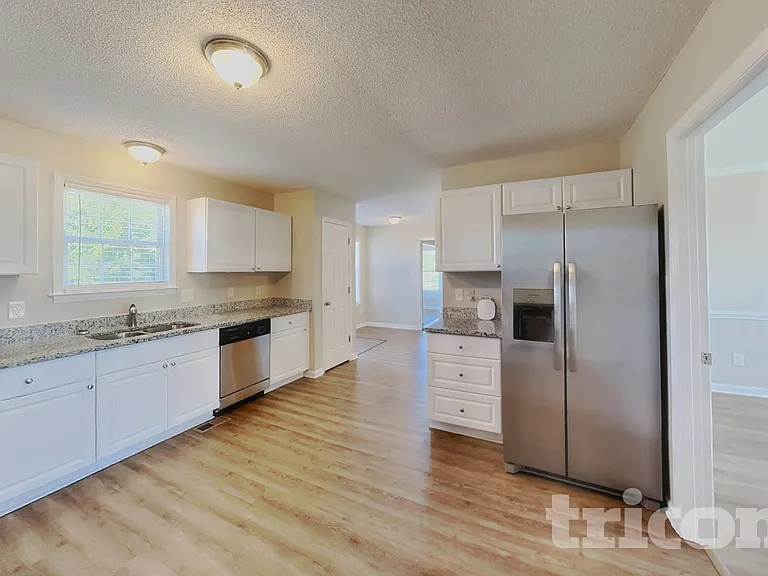 60 Rodney Ct — Photo 6