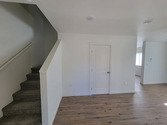 3rd image of 107 N 15th St #D