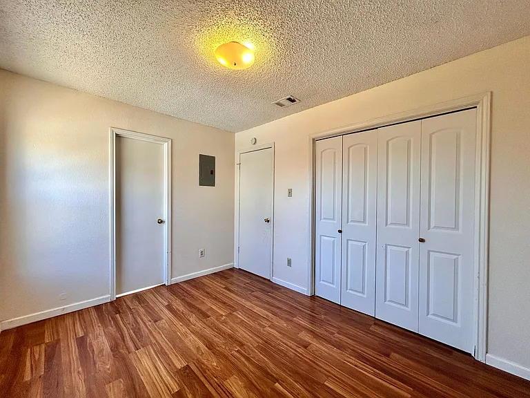 1760 Horseshoe Cir — Photo 16