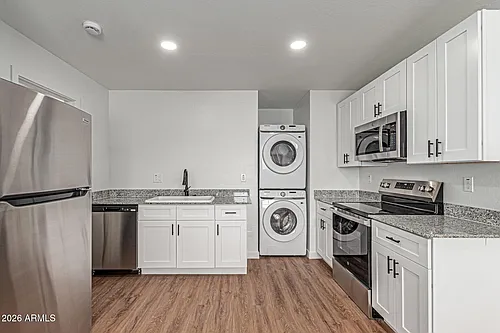 2119 W Mariposa St #2 Photo 1