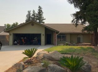 284 Jasmine Ave, Clovis, CA 93611