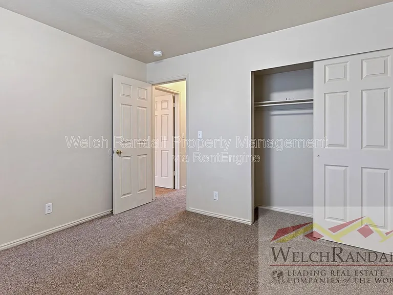 1457 Monroe Blvd #1 — Photo 14