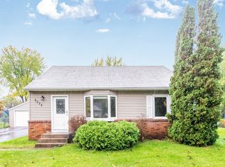 2554 Oriole Ln, New Brighton, MN 55112