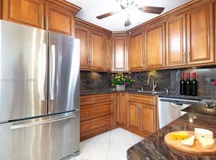 3049 Wolverton #3049-C, Boca Raton, FL 33434