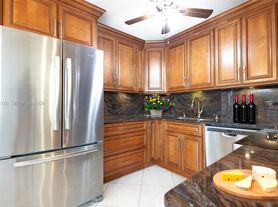 3049 Wolverton, Boca Raton, FL