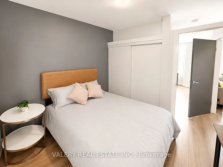 305 Rideau St N #315 — Photo 9