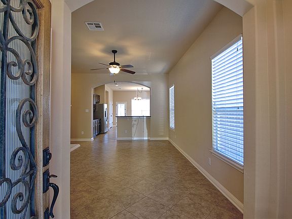 3rd image of 324 Atlanta Park Dr