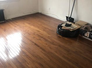 14823 Booth Memorial Ave #2, Flushing, NY 11355