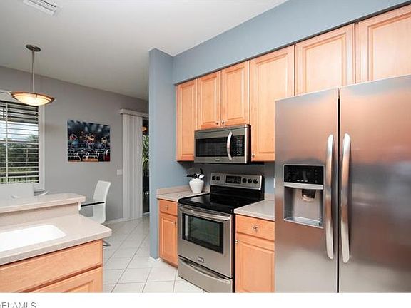 5th image of 3975 Bishopwood Ct W Unit 201