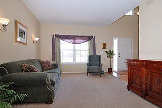 1st image of 438 Oak Grove Cir