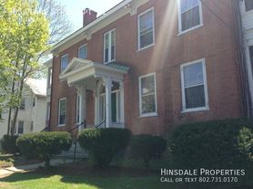 303 Pearl St