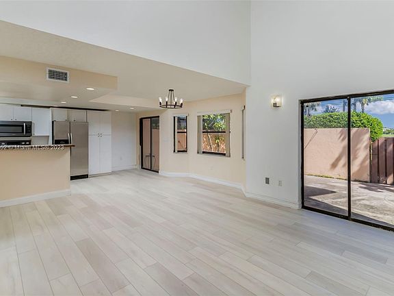 3rd image of 900 SW 113th Ter #900