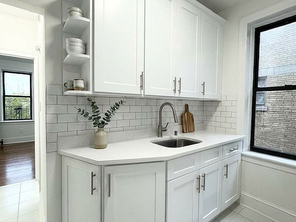 2nd image of 21-36 Crescent St #8