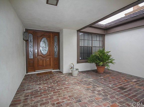 2nd image of 16249 Glencove Dr