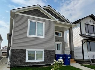 728 Feheregyhazi Blvd #B, Saskatoon, SK S7W 0Z9