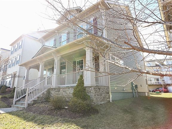 2nd image of 12938 Clarks Crossing Dr