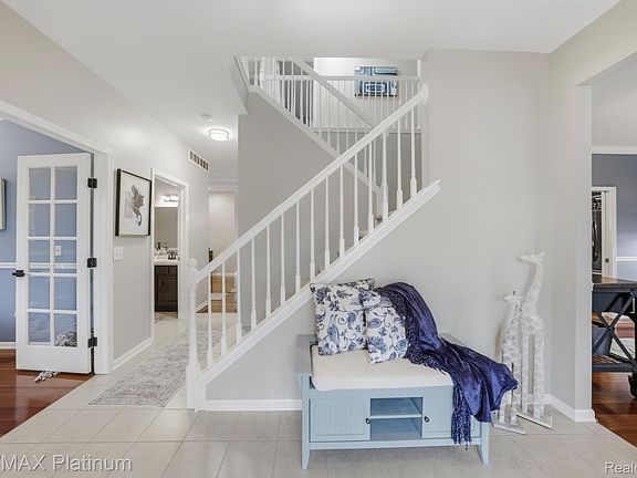 4th image of 8927 Lantree Dr