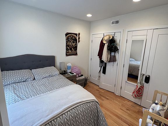 5th image of 1730 Mount Vernon St #10468977