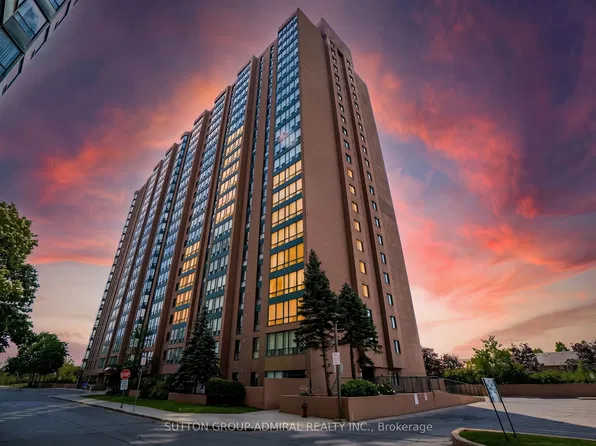 155 Hillcrest Ave #2216, Mississauga, ON L5B 3Z2