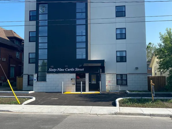 69 Curtis St #405, Saint Thomas, ON N5P 1J4