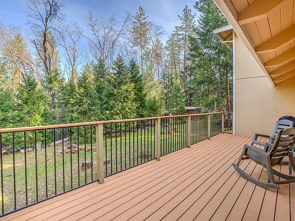 2nd image of 6484 Green Leaf Ln