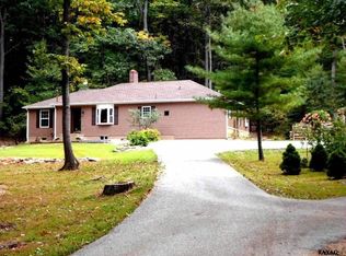 577 High Rock Rd, Hanover, PA 17331