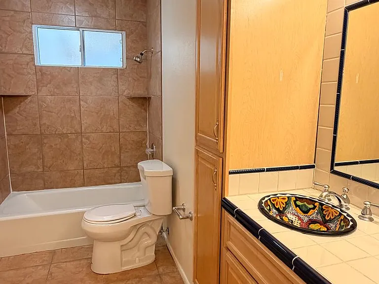 718 E Manhatton Dr — Photo 12