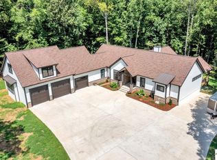 951 Crisp Rd, Cadiz, KY 42211