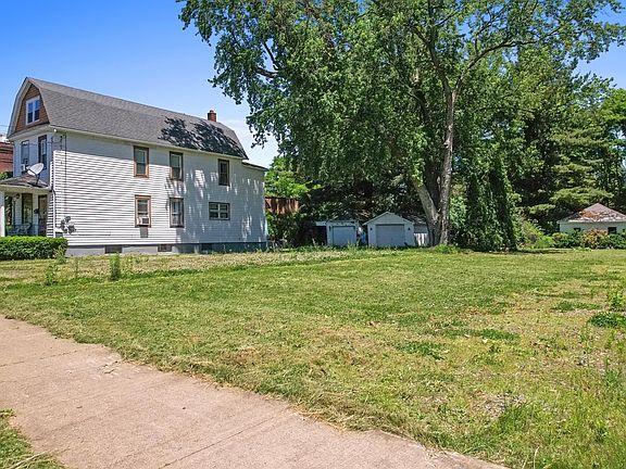 2nd image of 107 Eley St #0